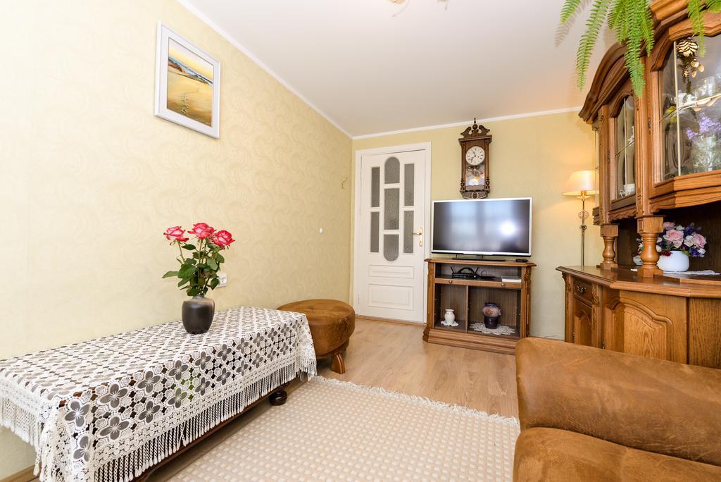 Guesthouse "Nakvyne Pas Zveja" Nagliu Street نيدا المظهر الخارجي الصورة