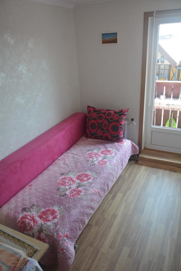 Guesthouse "Nakvyne Pas Zveja" Nagliu Street نيدا المظهر الخارجي الصورة